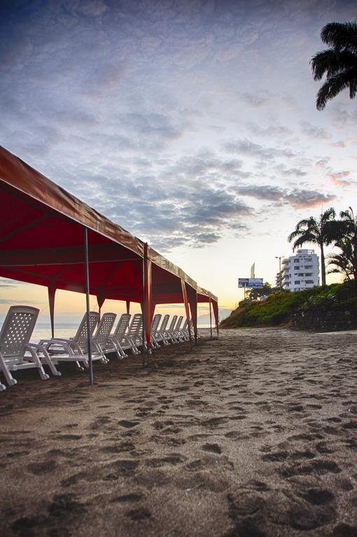 Hotel Makana Resort Tonsupa Exterior photo